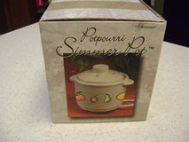 Mini Potpourri Crock Pot (Electric) New In Box in Luke AFB, Arizona